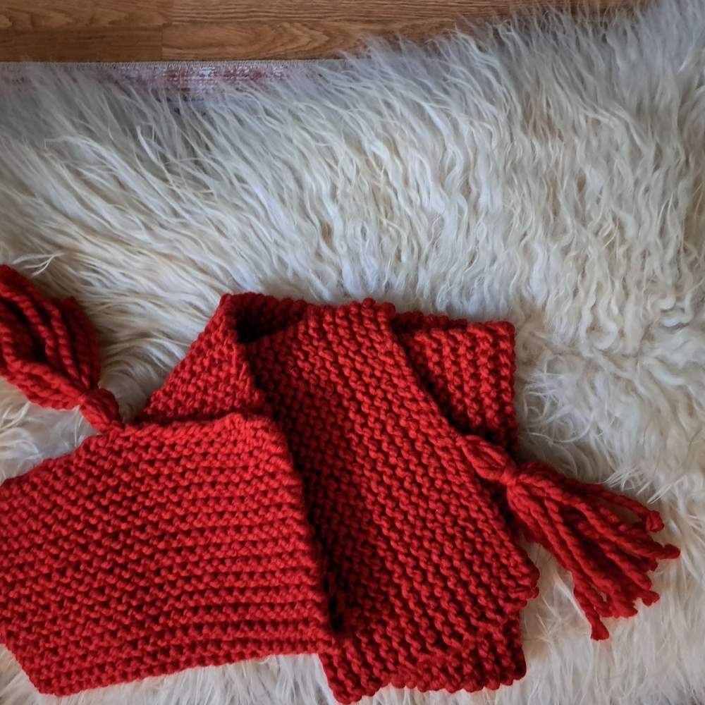 Chunky Red Knit Scarf 12 × 48